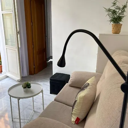 Ancha Del Carmen Apartment *
